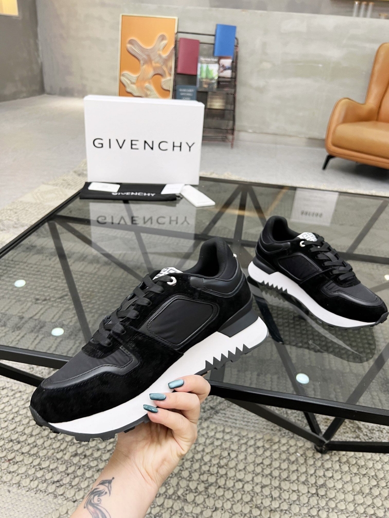 Givenchy Sneakers